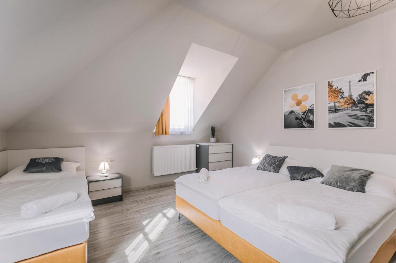 Soho Apartmanház Győr Exterior foto