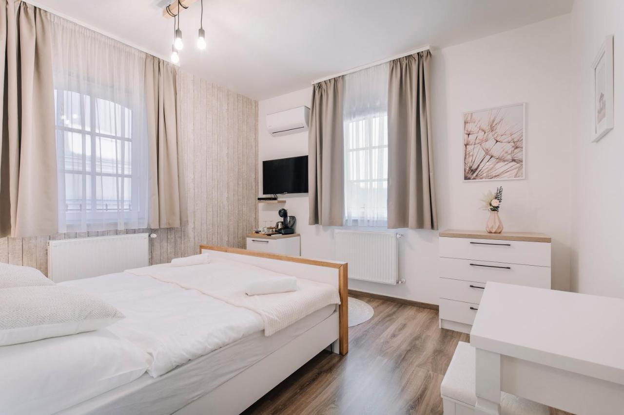 Soho Apartmanház Győr Exterior foto